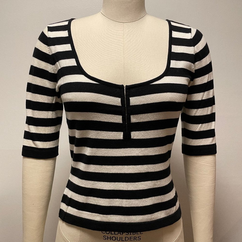 Moda International Sweater NWOT – Black/White